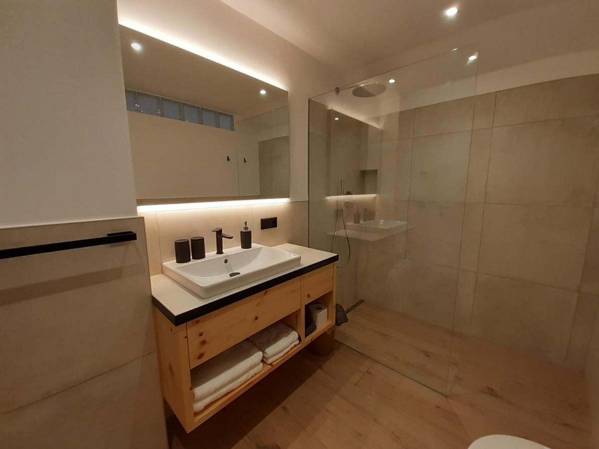 Haus Talblick "Wallbug" Ferienwohnung 1 Натурно Экстерьер фото